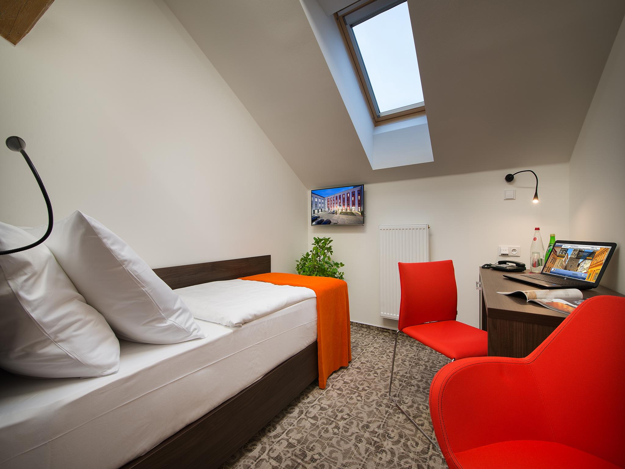 Ea Business Hotel Jihlava Exterior photo