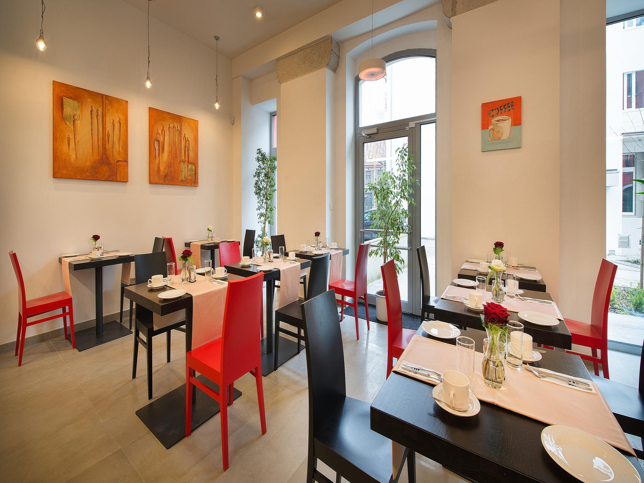 Ea Business Hotel Jihlava Exterior photo