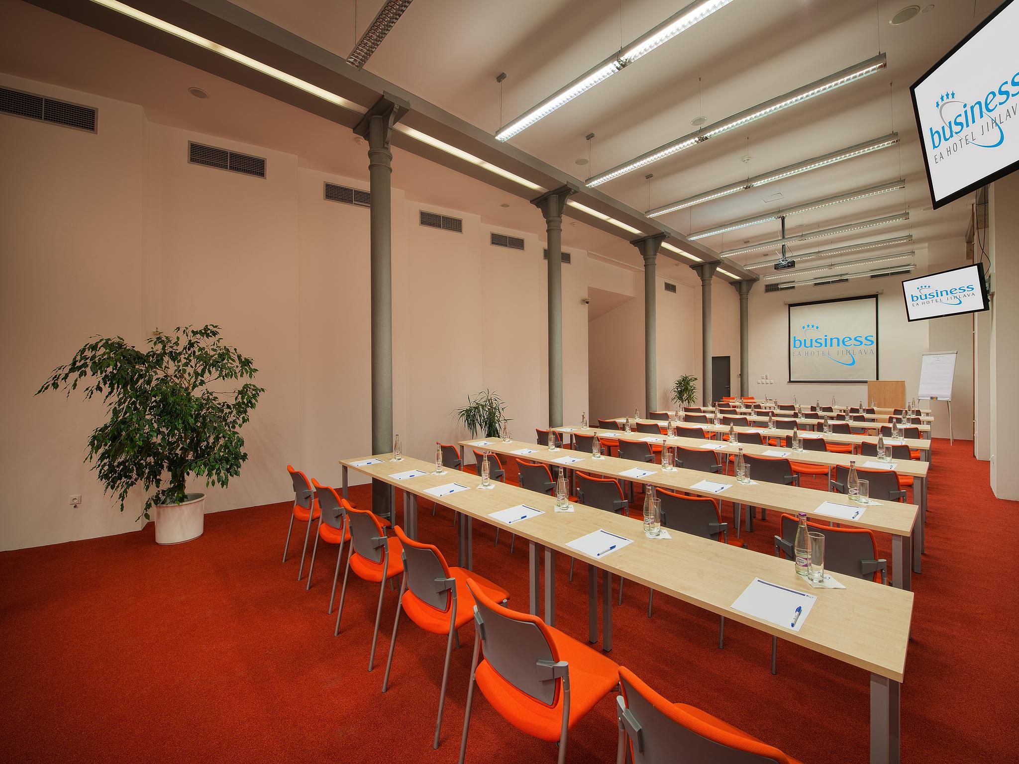 Ea Business Hotel Jihlava Exterior photo