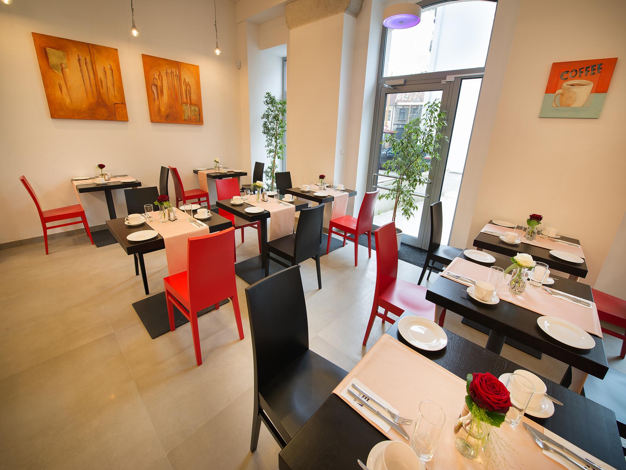 Ea Business Hotel Jihlava Exterior photo